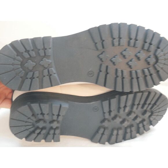 I.N.C. INTERNATIONAL CONCEPTS Women's Brycin Lug Sole Booties 5M - Picture 4 of 7